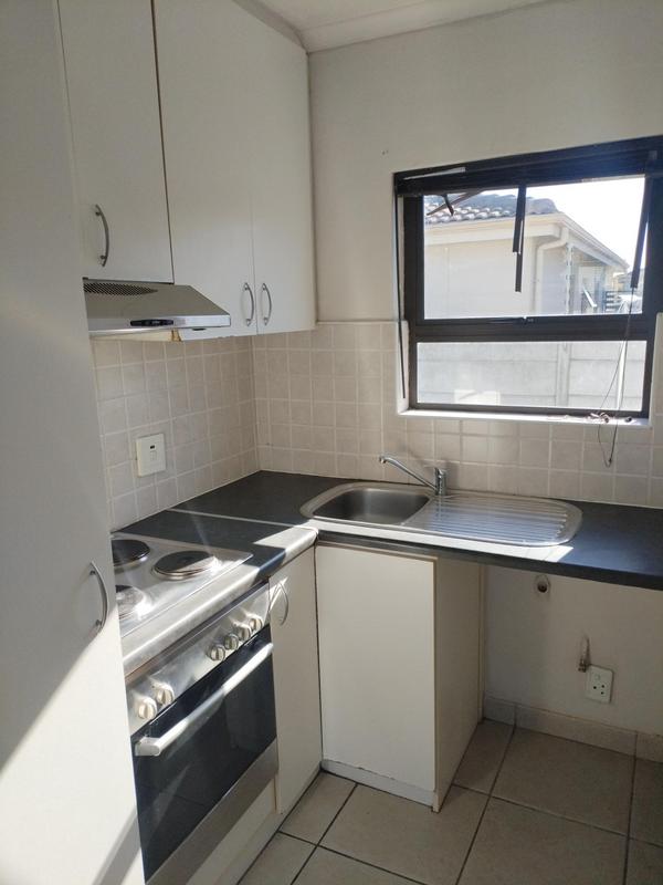 2 Bedroom Property for Sale in Highbury Western Cape